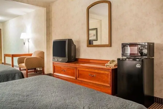 Quality Inn and Suites South Columbus