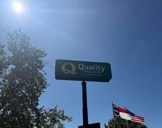 Quality Inn & Suites - Dış Mekan