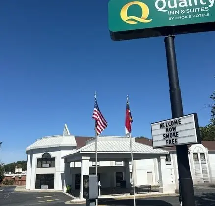 Quality Inn & Suites - Öne Çıkan Resim