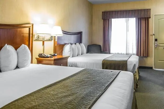 Quality Inn & Suites Ulmar Area - Genel