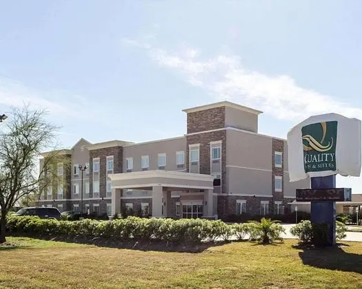 Quality Inn & Suites