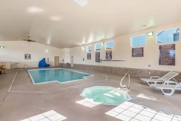 Quality Inn & Suites Walla Walla - Havuz