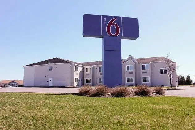 QUALITY INN SUITES WATERTOWN FORT DRUM