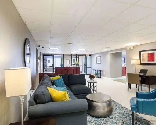 Quality Inn & Suites Worcester - Lobi