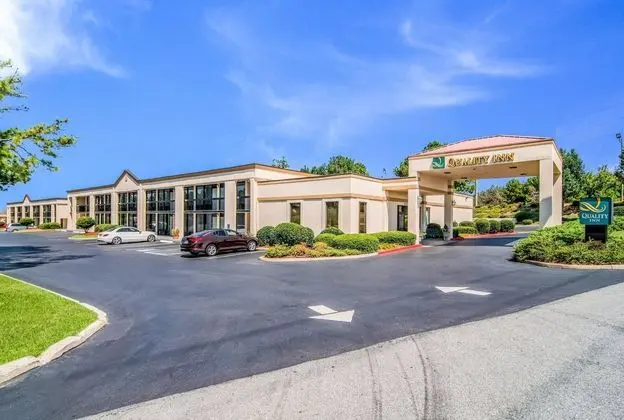 Quality Inn Suwanee - Dış Mekan