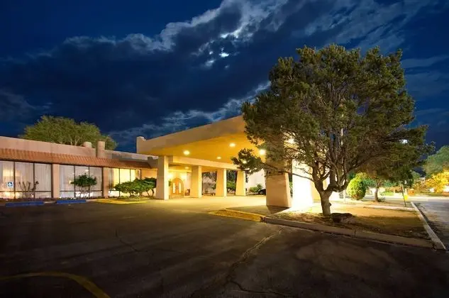 Quality Inn Taos - Dış Mekan
