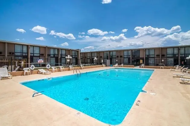 Quality Inn Taos - Havuz