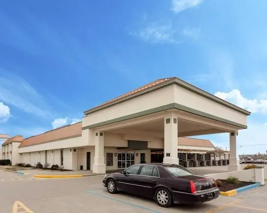 Quality Inn Wauseon - Dış Mekan