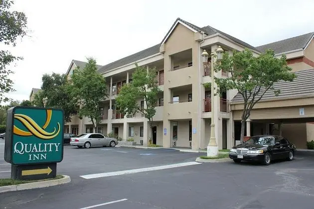 Quality Inn Wine Country