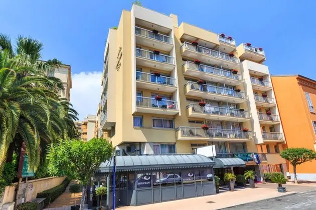 Quality Hotel Mediterranee Menton