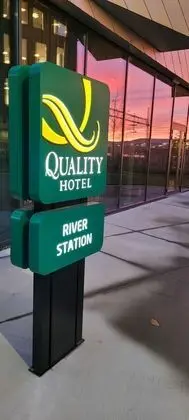Quality Hotel River Station - Dış Mekan