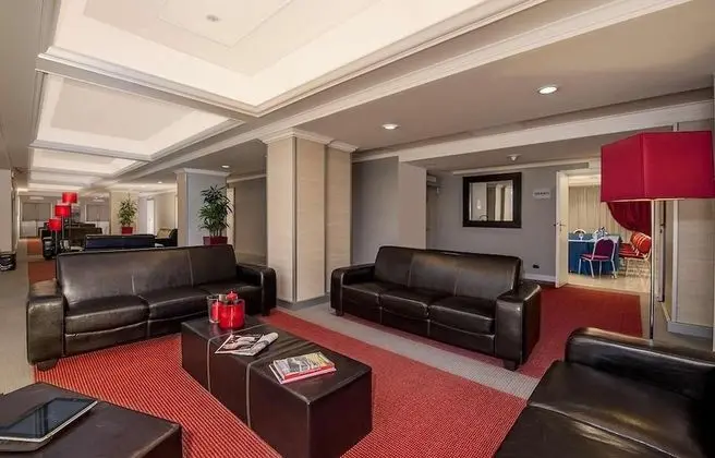 Quality Hotel Rouge et Noir Roma - Lobi