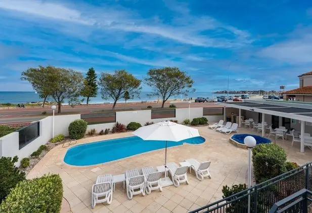 Quality Resort Sorrento Beach - Havuz