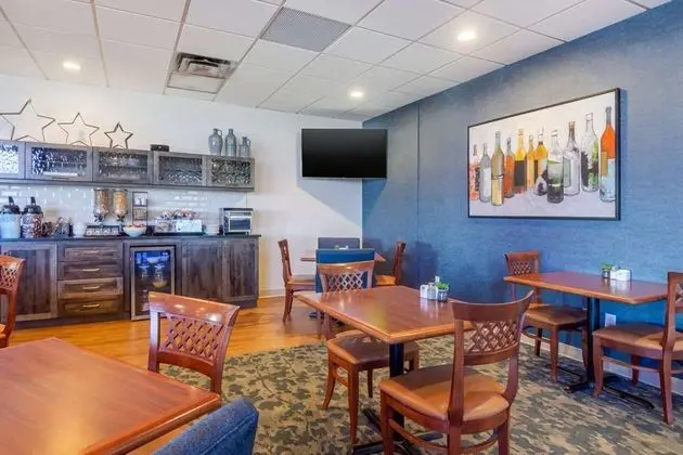 QUALITY HOTEL St. Johns - NF