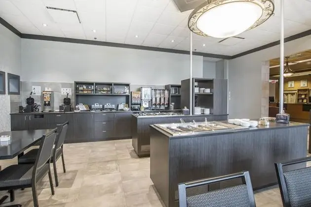 Quality Suites Drummondville