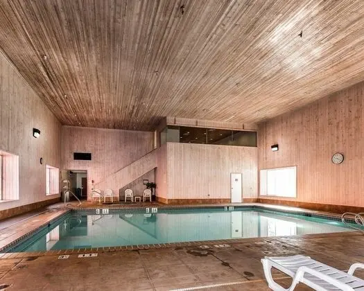 Quality Suites Moab near Arches National Park - Havuz