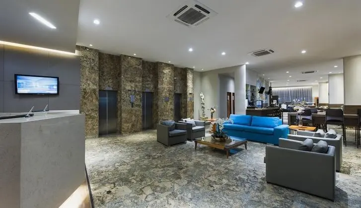 Quality Hotel And Suites Natal - Lobi