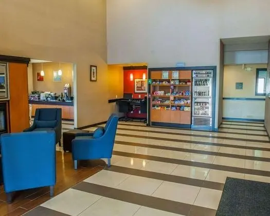 Quality Suites NE Indianapolis Fishers - 1