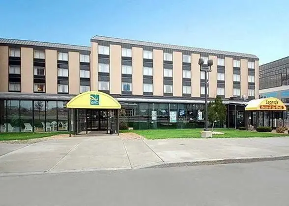 Quality Hotel & Suites Niagara Falls