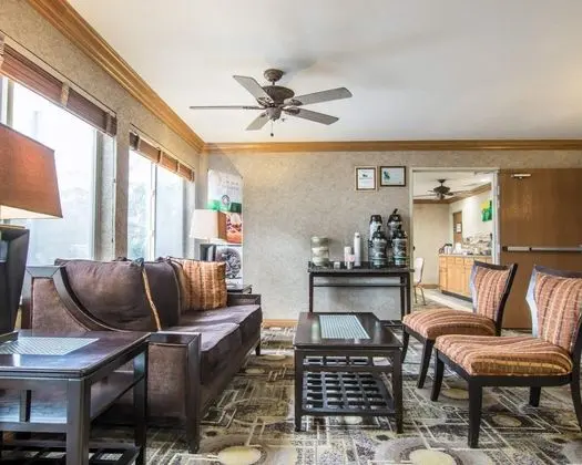 Quality Suites Otay Mesa - Lobi