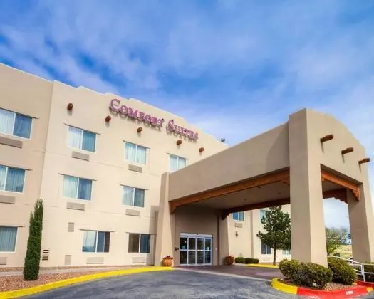 Quality Suites University