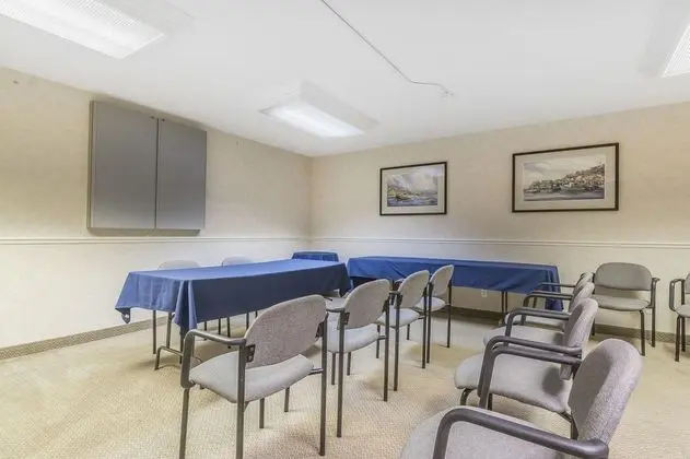 Quality Suites Hotel Whitby