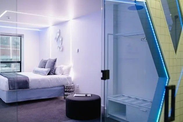 Quarters A1- Luxurious & Spacious - Oda
