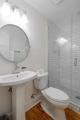 The Quarters on Spring - Banyo Tipleri