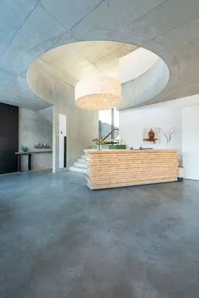 Hotel quartier - lodges tagesbar forum - Lobi