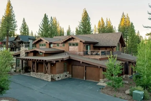 Quartz by Avantstay Stunning Home In Truckee w/ Views