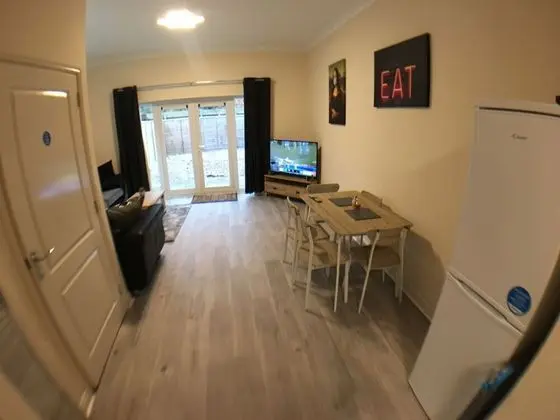 Quayside Properties 4 hotel type rooms - İç Mekan