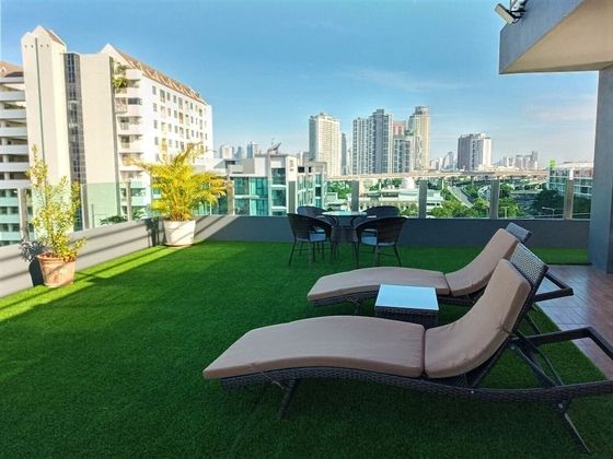 The Qube Fifty HotelFotoğrafı