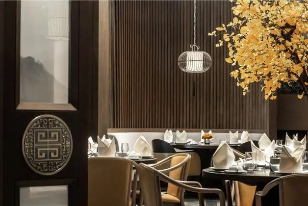THE QUBE HOTEL SHANGHAI NORTH HONGQIAO