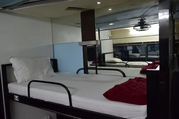 QubeStay TownHostel