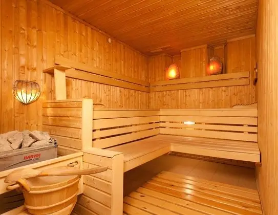 Qubus Hotel Gdansk - Havuz