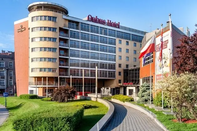 Qubus Hotel Krakow - Dış Mekan
