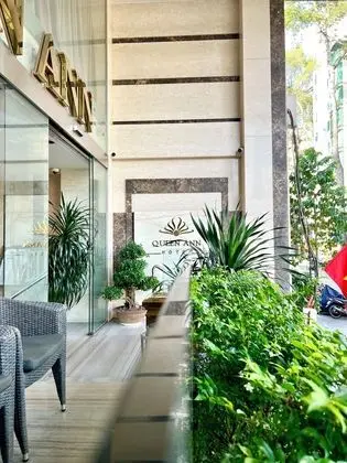 Queen Ann Hotel - Dış Mekan