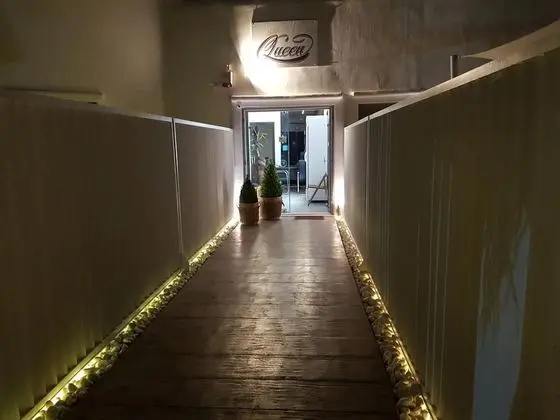 Queen Boutique Suites - İç Mekan