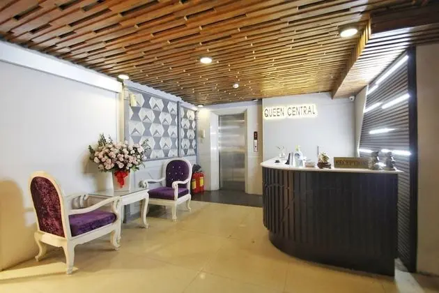 Queen Central Hotel 2