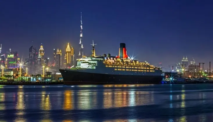 Queen Elizabeth 2 Hotel - 1