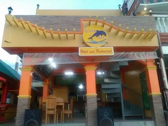 Queen of Isle Restaurant and Cottages - Yerinde Yemek