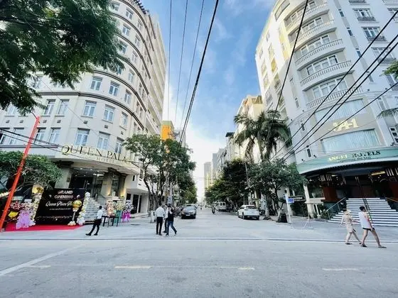 Queen Palace Hotel Da Nang - Dış Mekan