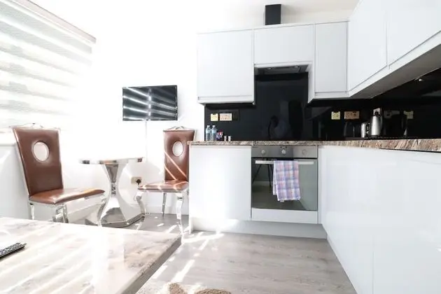 Queen Stay Apartments - Yerinde Yemek
