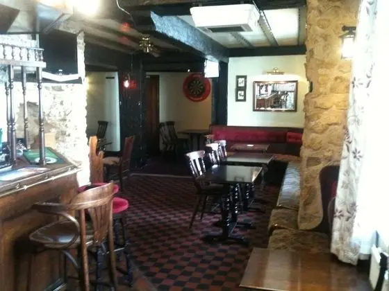 Queen In The West - Bar
