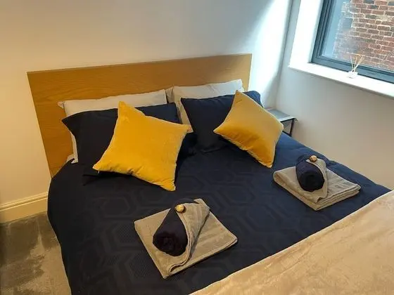 Queens Apartments