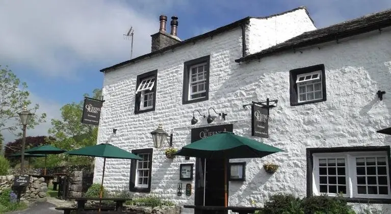 The Queens Arms