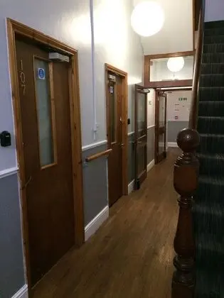 Queens Guesthouse Manchester - İç Mekan