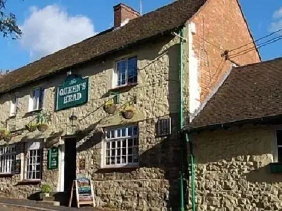 The Queens Head - Dış Mekan