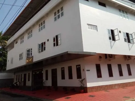 Queens Hotel
