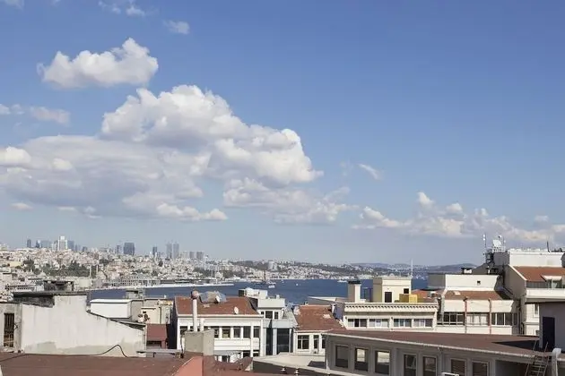 Queens Land İstanbul